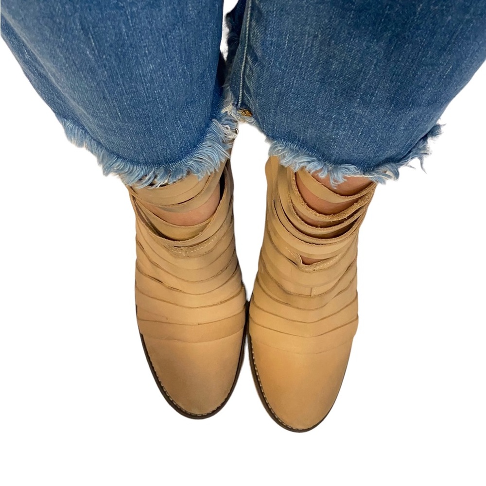 New without box Free People Hybrid bootie; size 38 (8)
